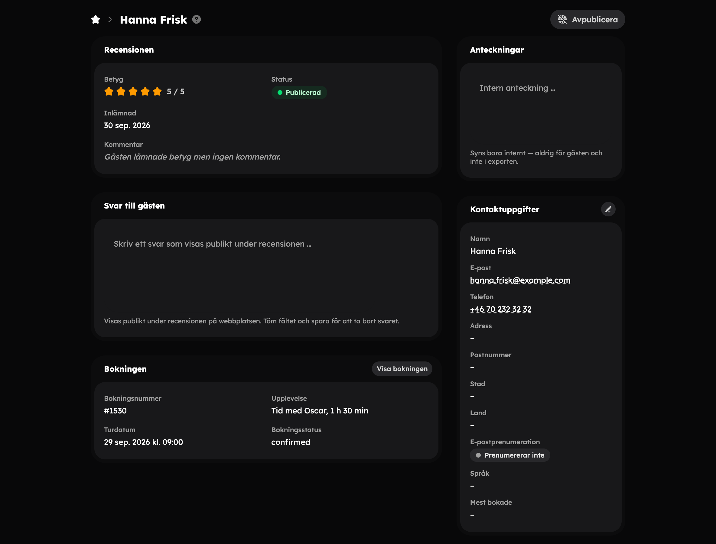 En recensions sida med betyg, svar till gästen, bokningen och gästen